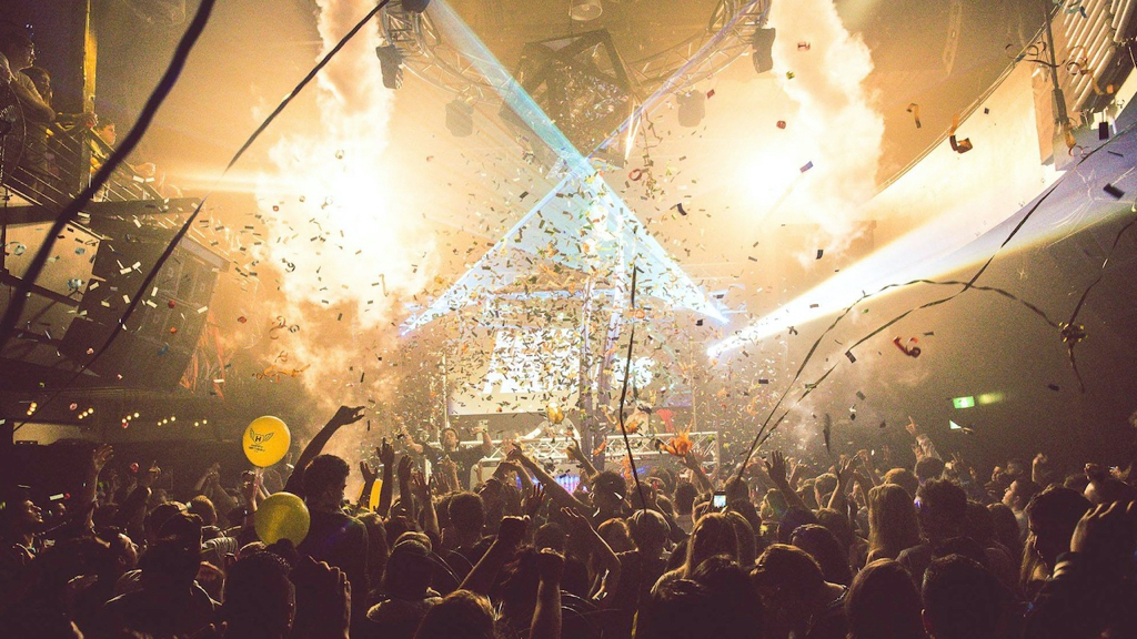 In Sydney, will open earlier than expected (for vaccinated