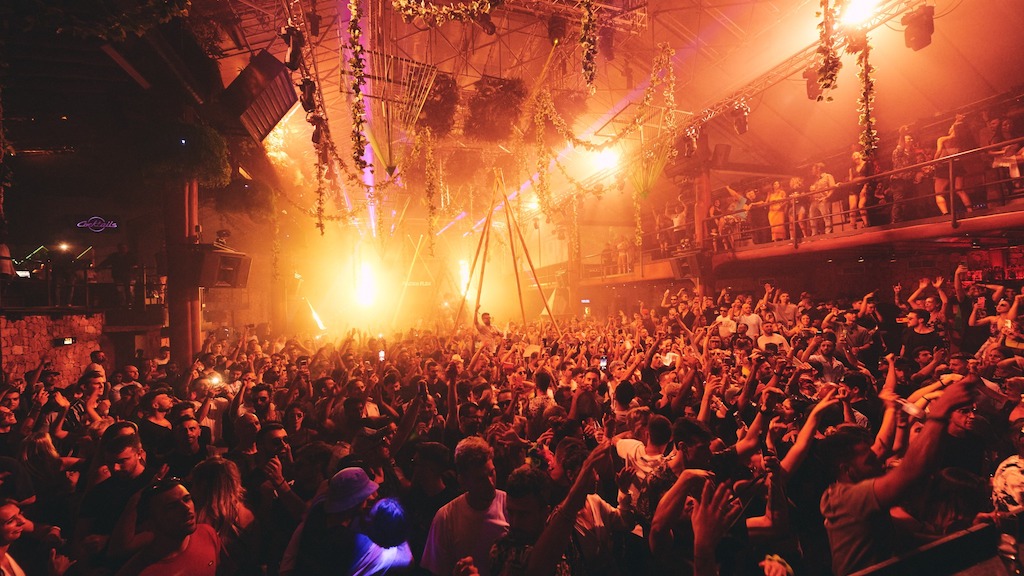 Ibiza techno
