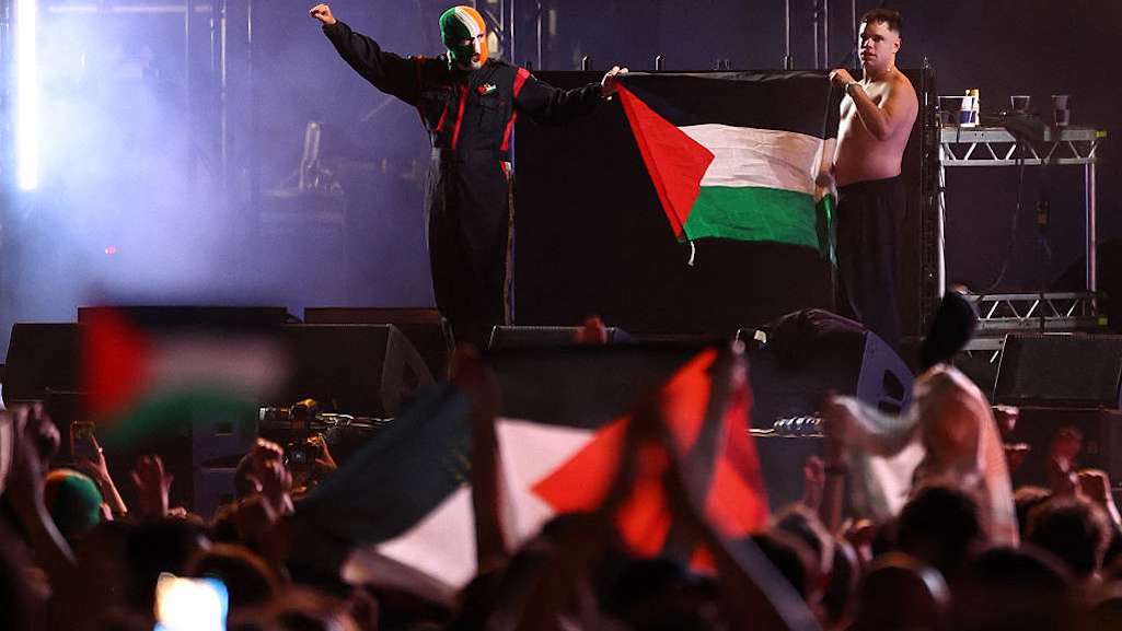 'Enabling of genocide': Toddla T blasts alleged letter urging Glastonbury to cancel Kneecap · News ⟋ RA