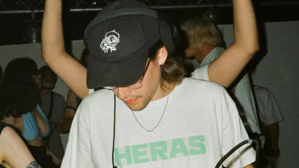 Mix Of The Day: softburn · News ⟋ RA
