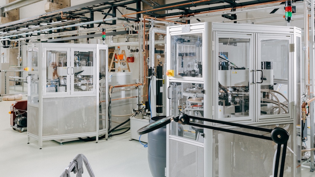 Yoyaku Acquires Berlin’s OBJECTS Manufacturing: A Major Move in Vinyl Pressing