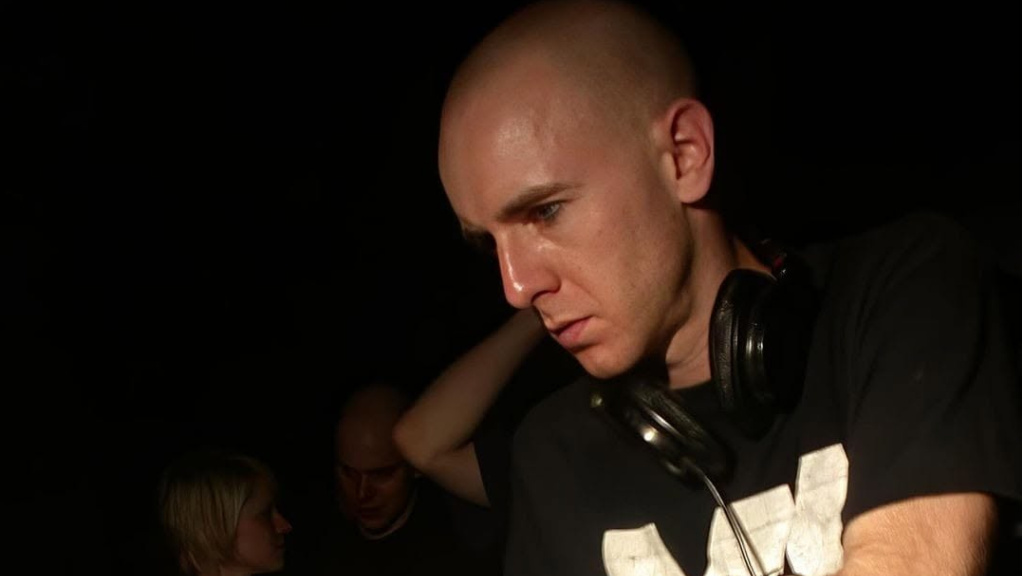 New fansite allows users to create their own versions of Richie Hawtin's DE9
