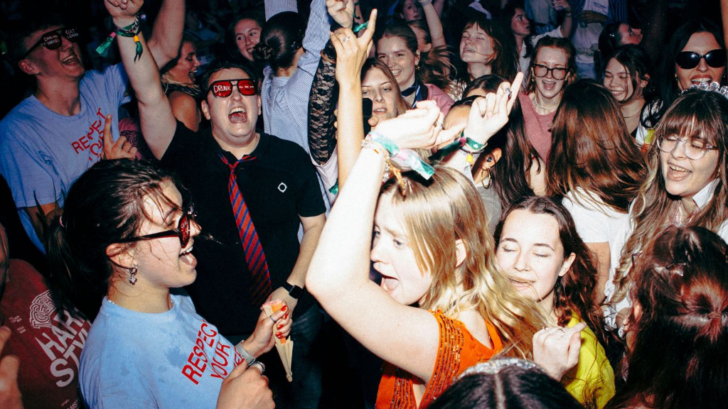 LCD Soundsystem, Tears for Fears, Kylie Minogue announced will open for Harry Styles · News ⟋ RA