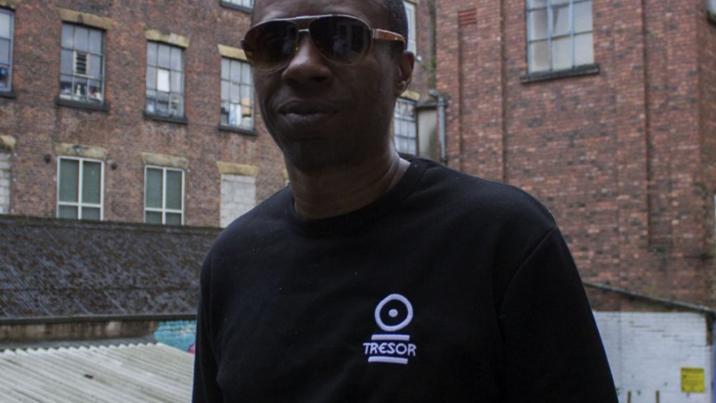headline: Mix Of The Day: Terrence Dixon · News RA - Residen