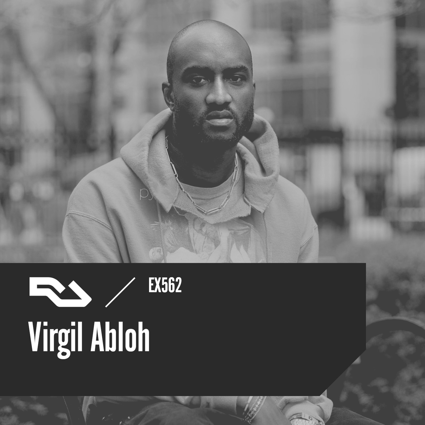Virgil Abloh era 𝓛𝓸𝓾𝓲𝓼 𝓥𝓾𝓲𝓽𝓽𝓸𝓷 SS21 inflatable vest