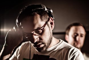 Amir · Artist Profile