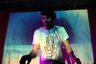 Dave Ritchie · Artist Profile