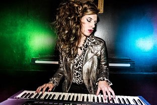 Gia Ramon Gaia Ramona · Artist Profile