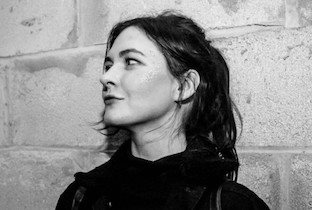 Izzy Bolt · Artist Profile
