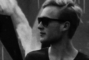 Jonny Rizzle · Artist Profile