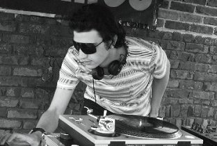 Memek · Artist Profile