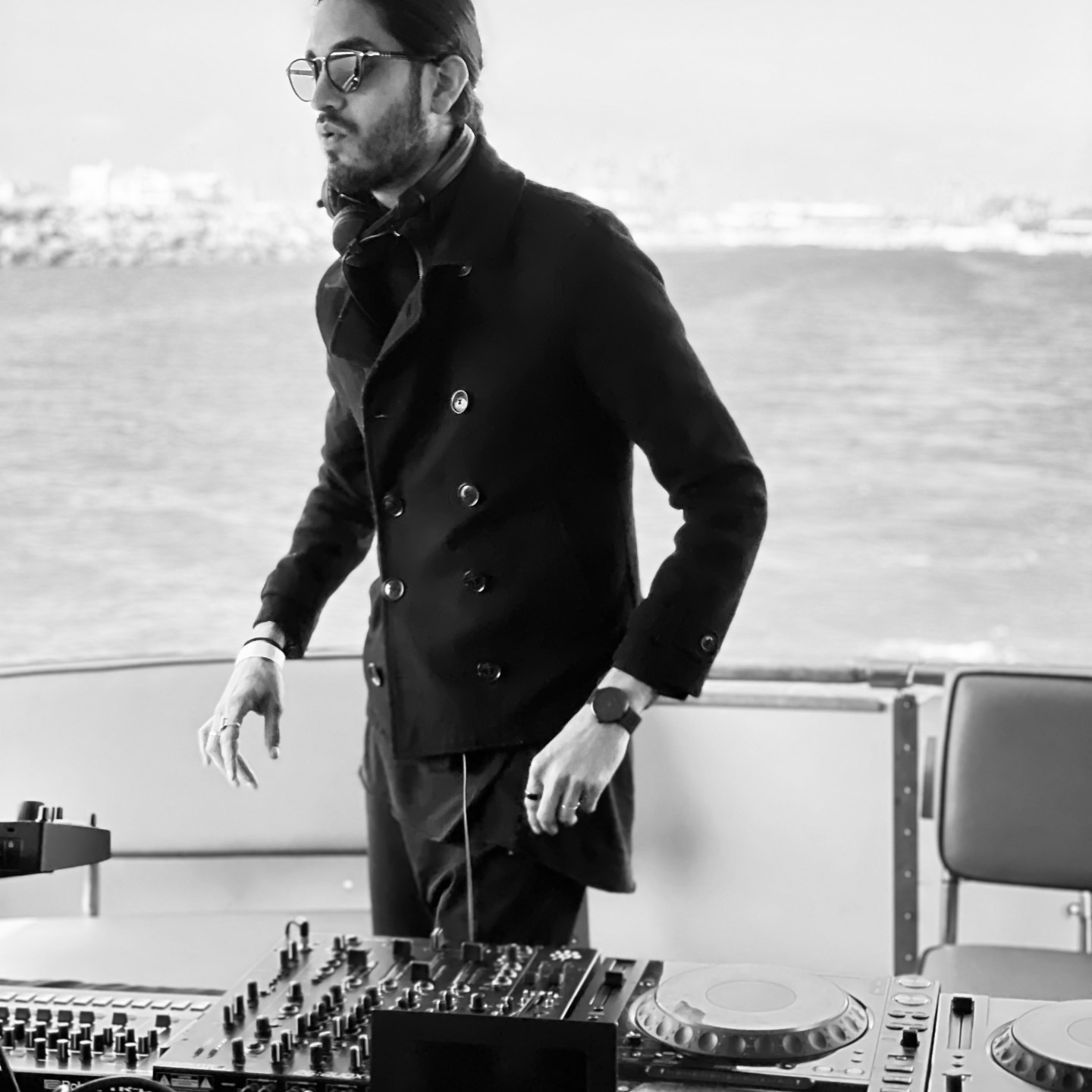 Artur (US) · Artist Profile