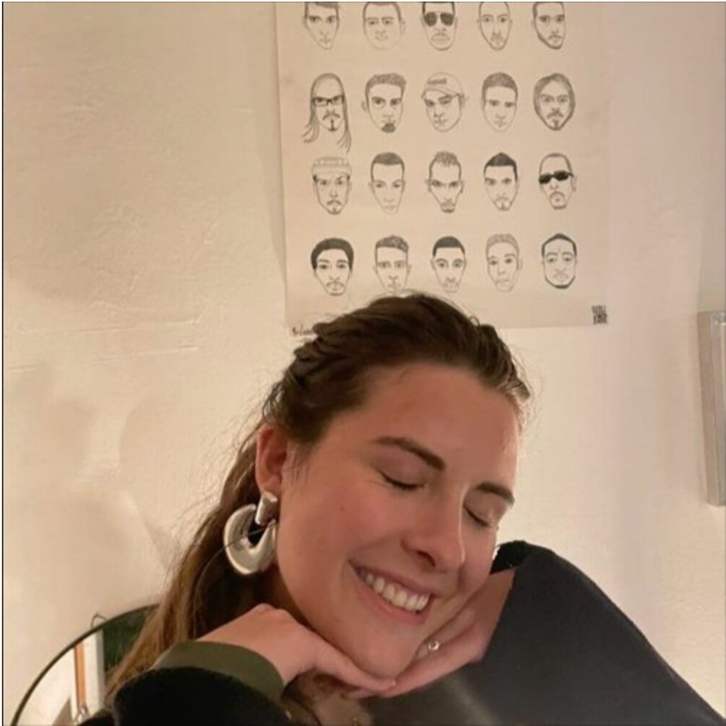 Bella Hall · Artist Profile