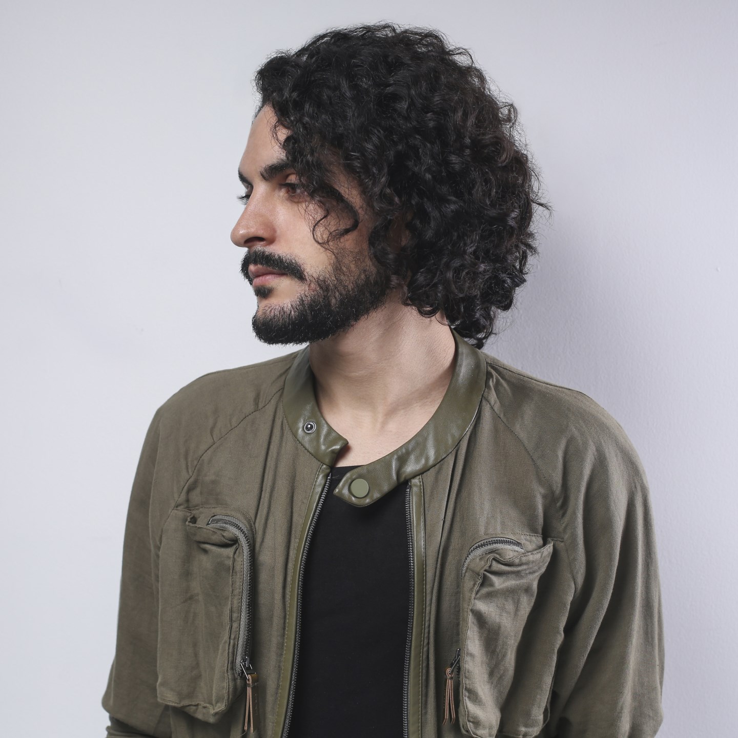 DAVI · Artist Profile