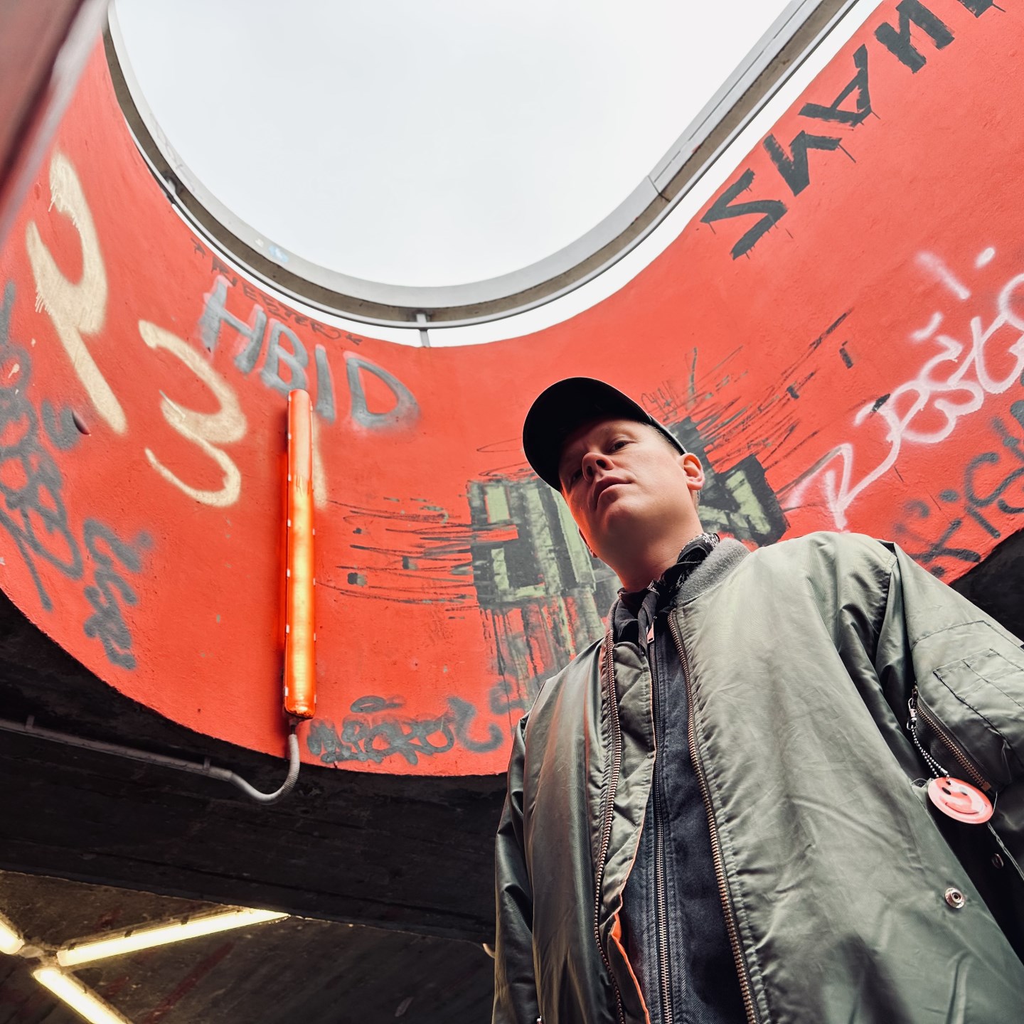 HiToshi · Artist Profile