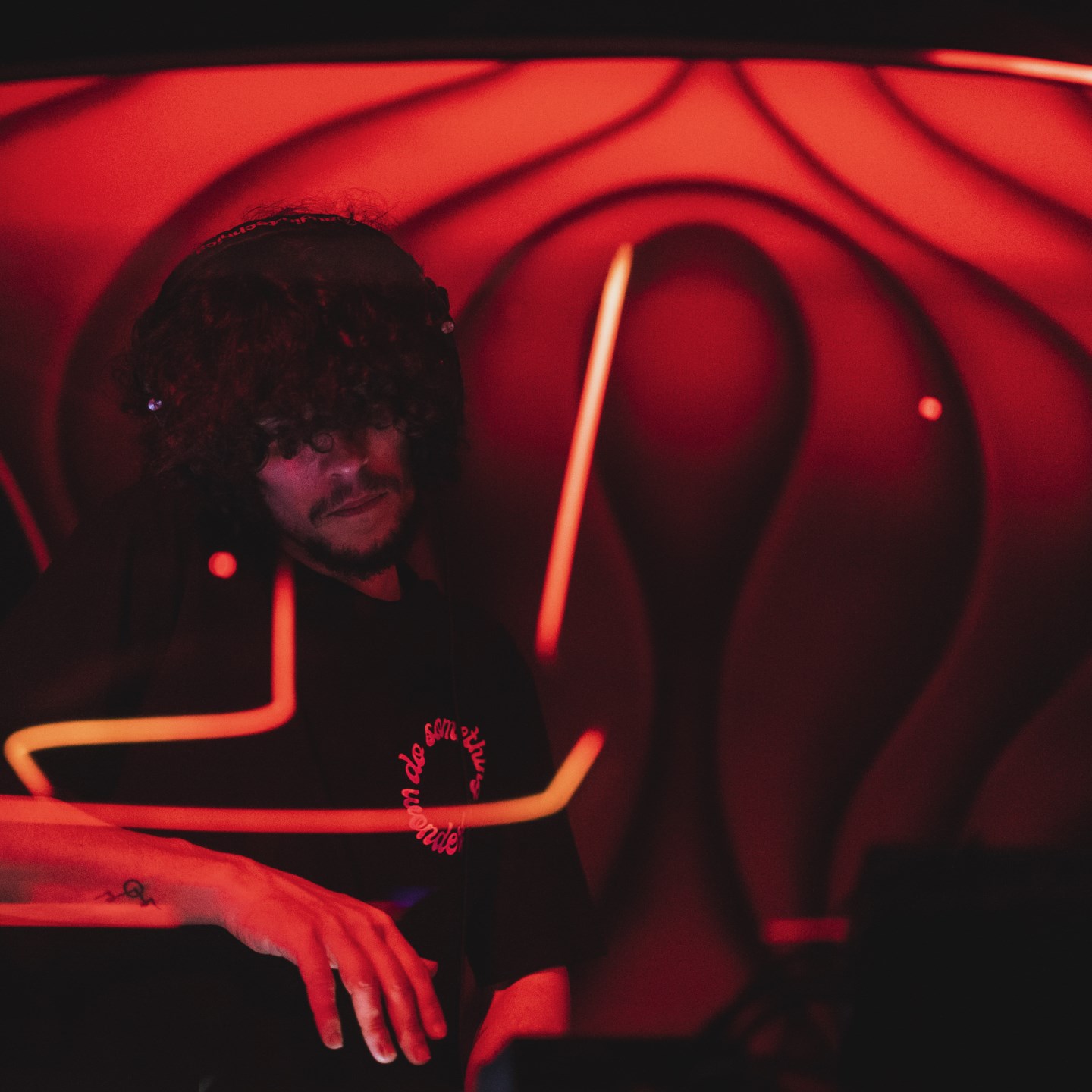 Feliciano · Artist Profile