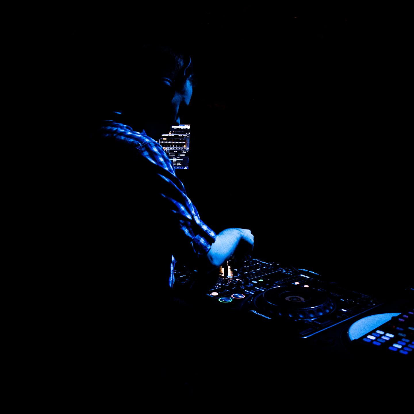 Felix Hartmann · Artist Profile