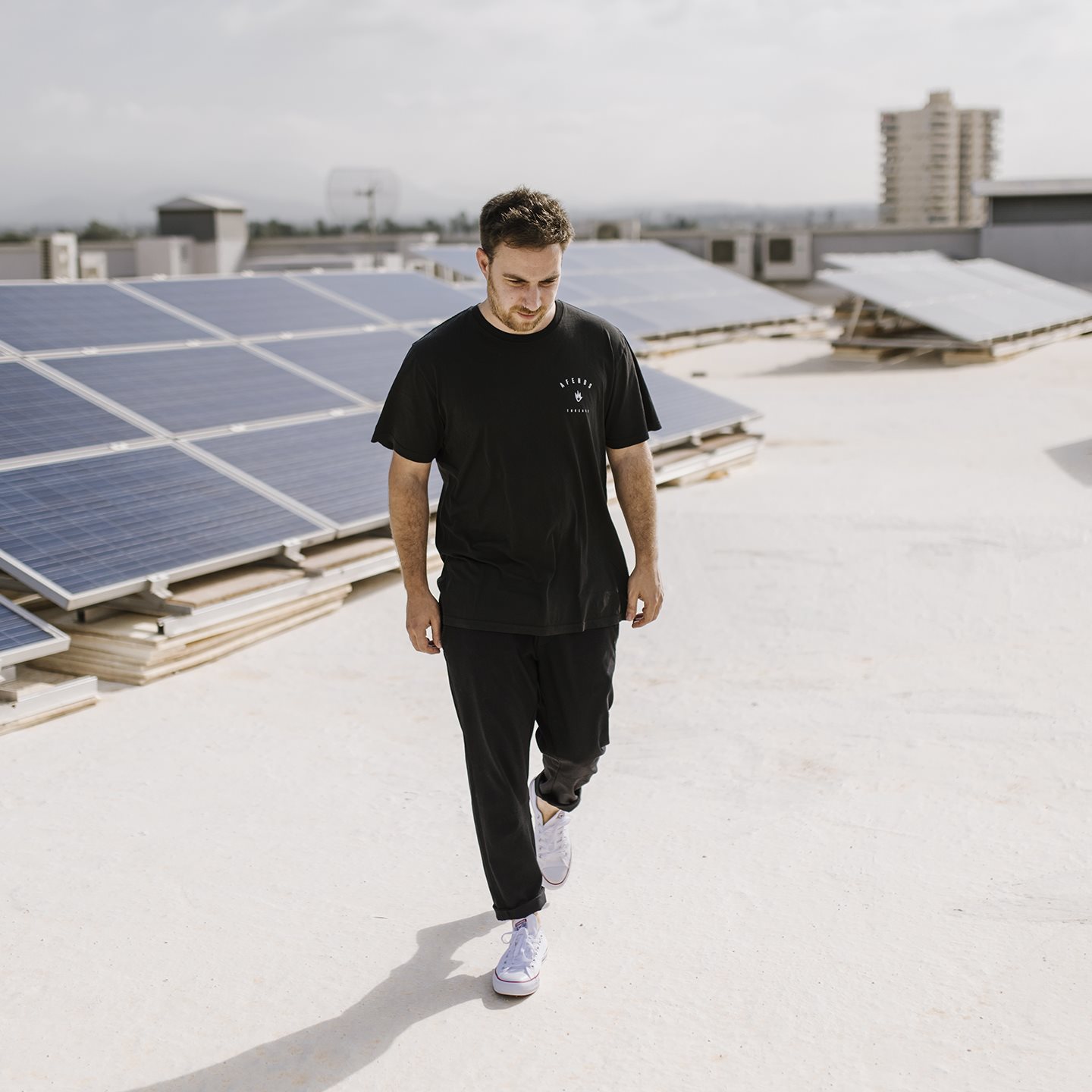 guri.jpg?dateUpdated=1458604800000