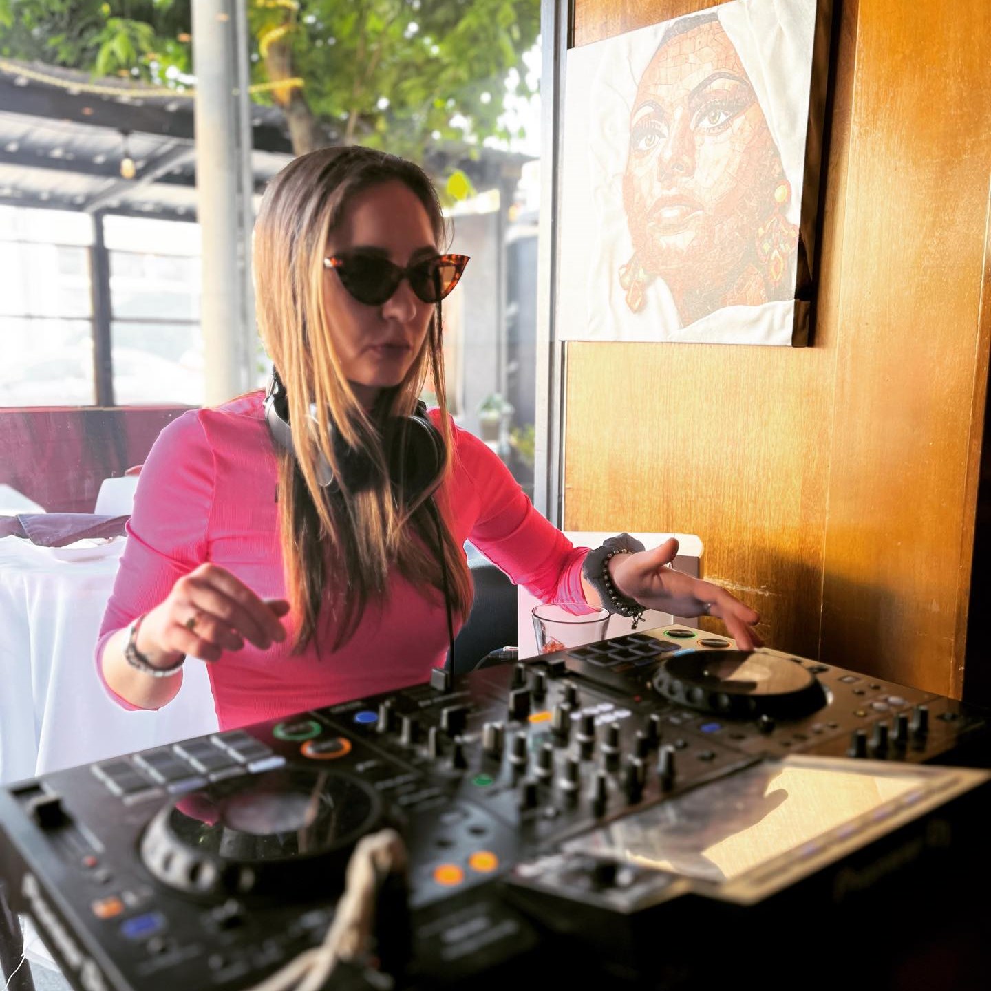 Hidra Artist Profile