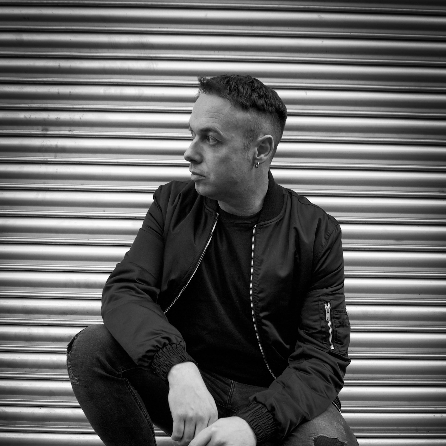 Ian Axide · Artist Profile