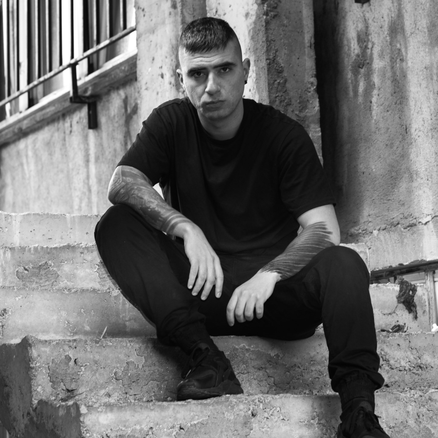 Iliyan Tomov · Artist Profile