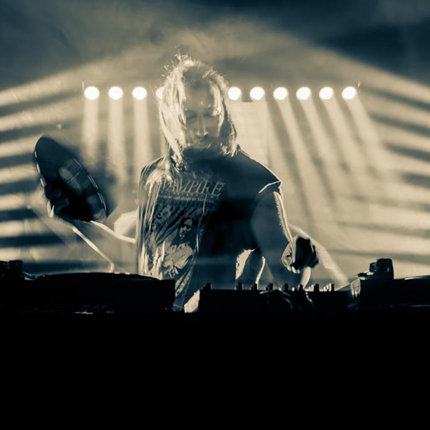 Kamboya · Artist Profile