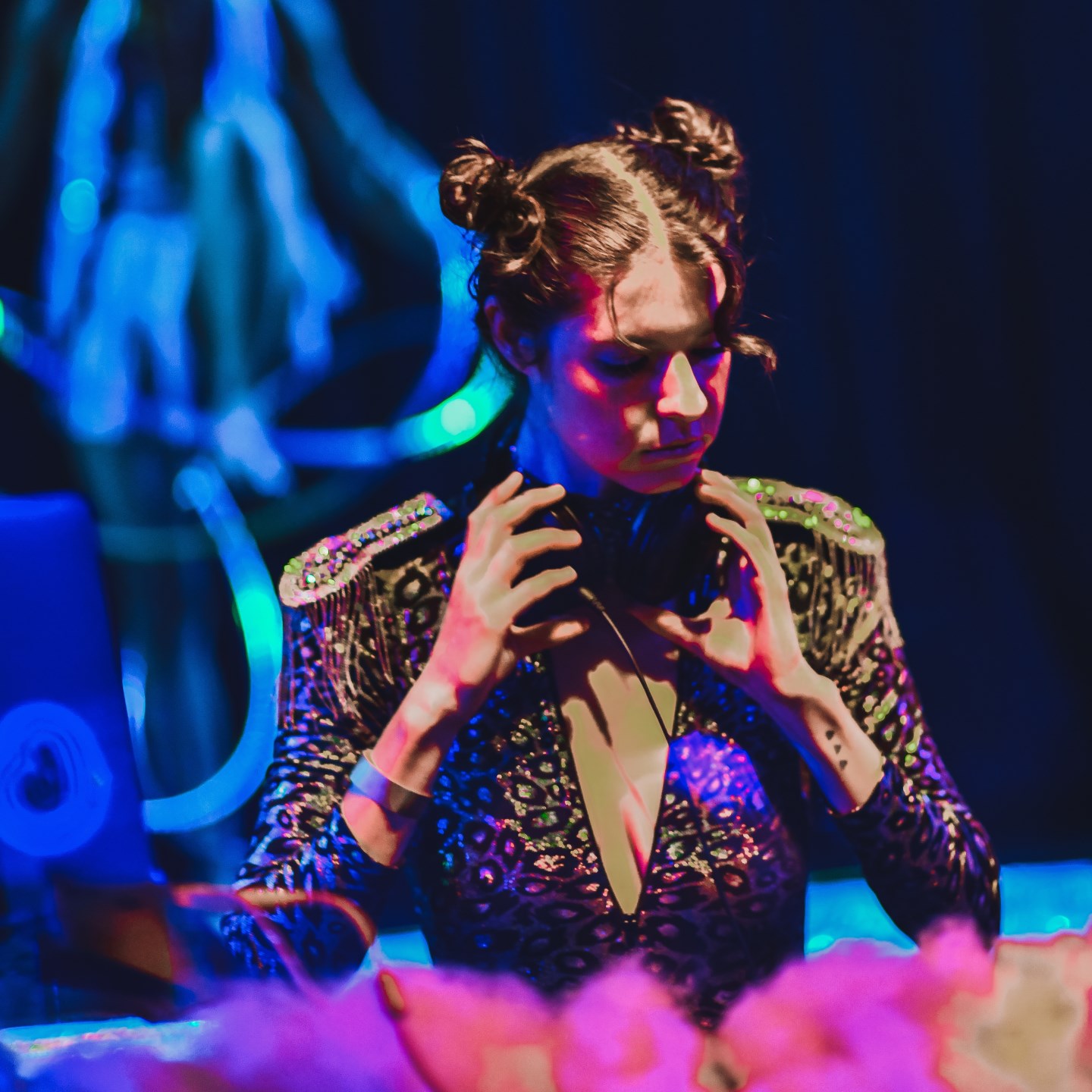 Karlï · Artist Profile