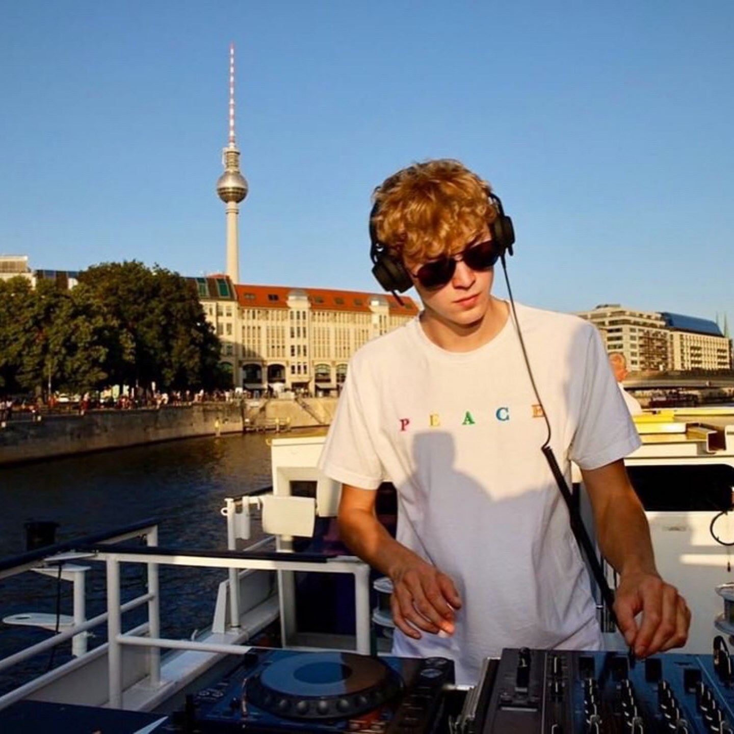 KEN (DE) · Artist Profile