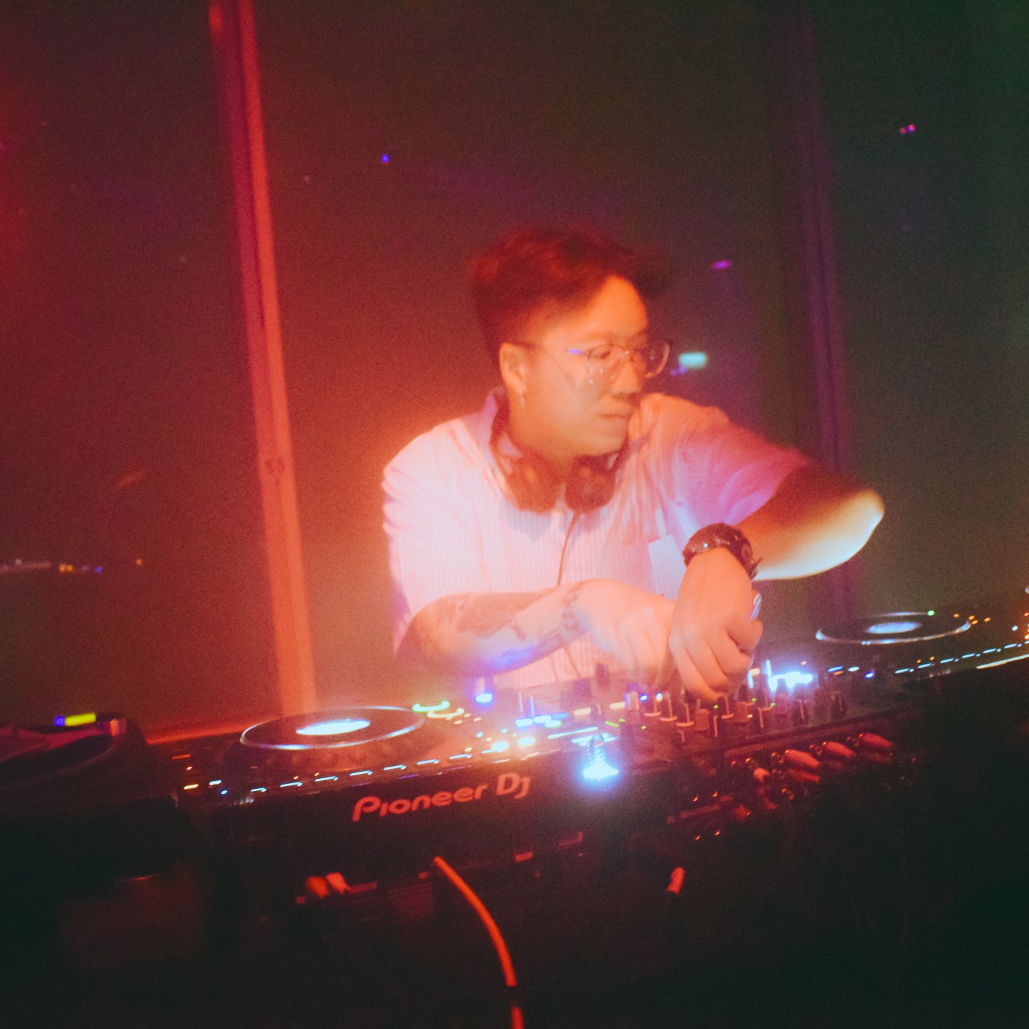 Kins (SG) · Artist Profile
