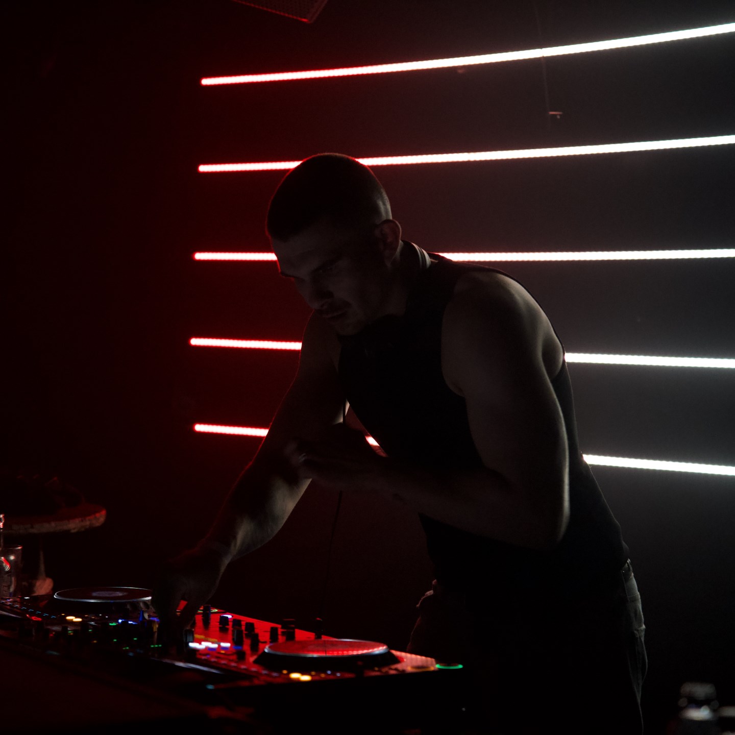 KRIS JAMES · Artist Profile