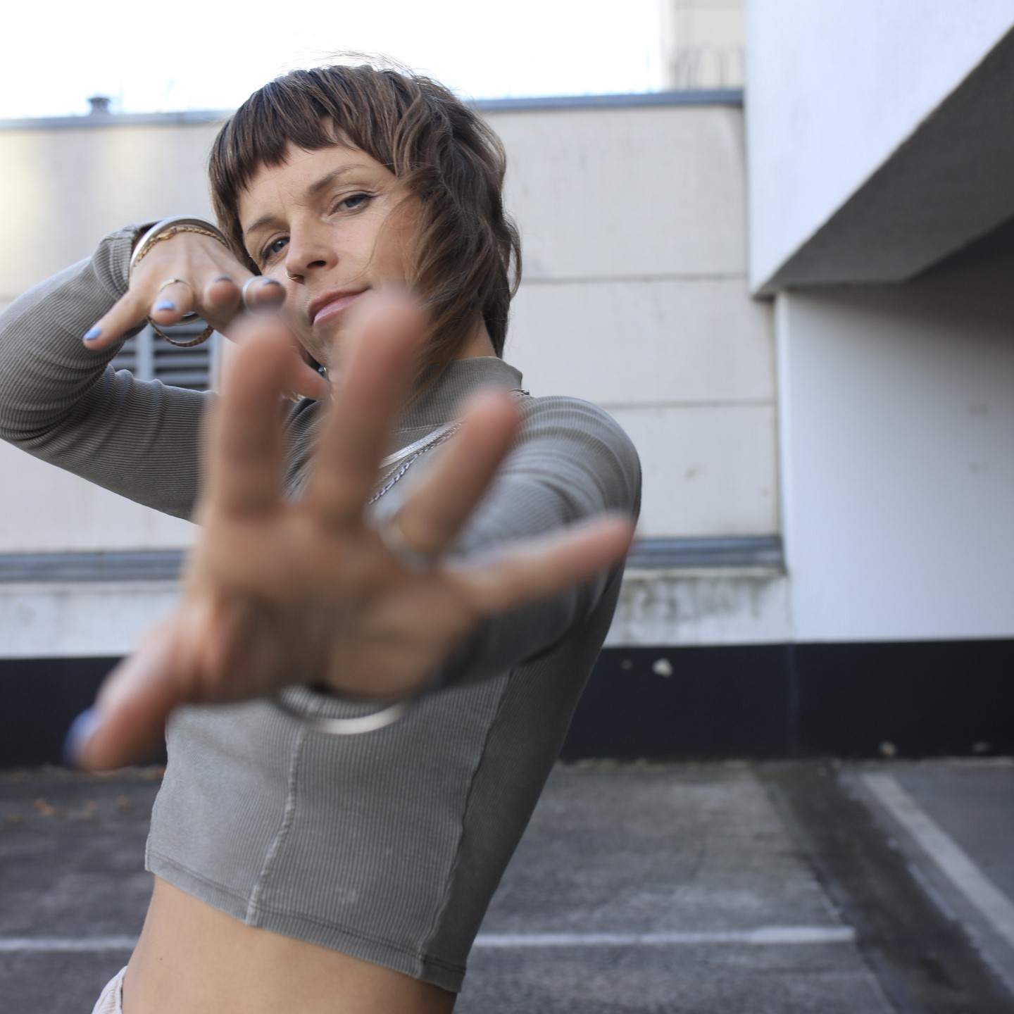 Mira · Artist Profile