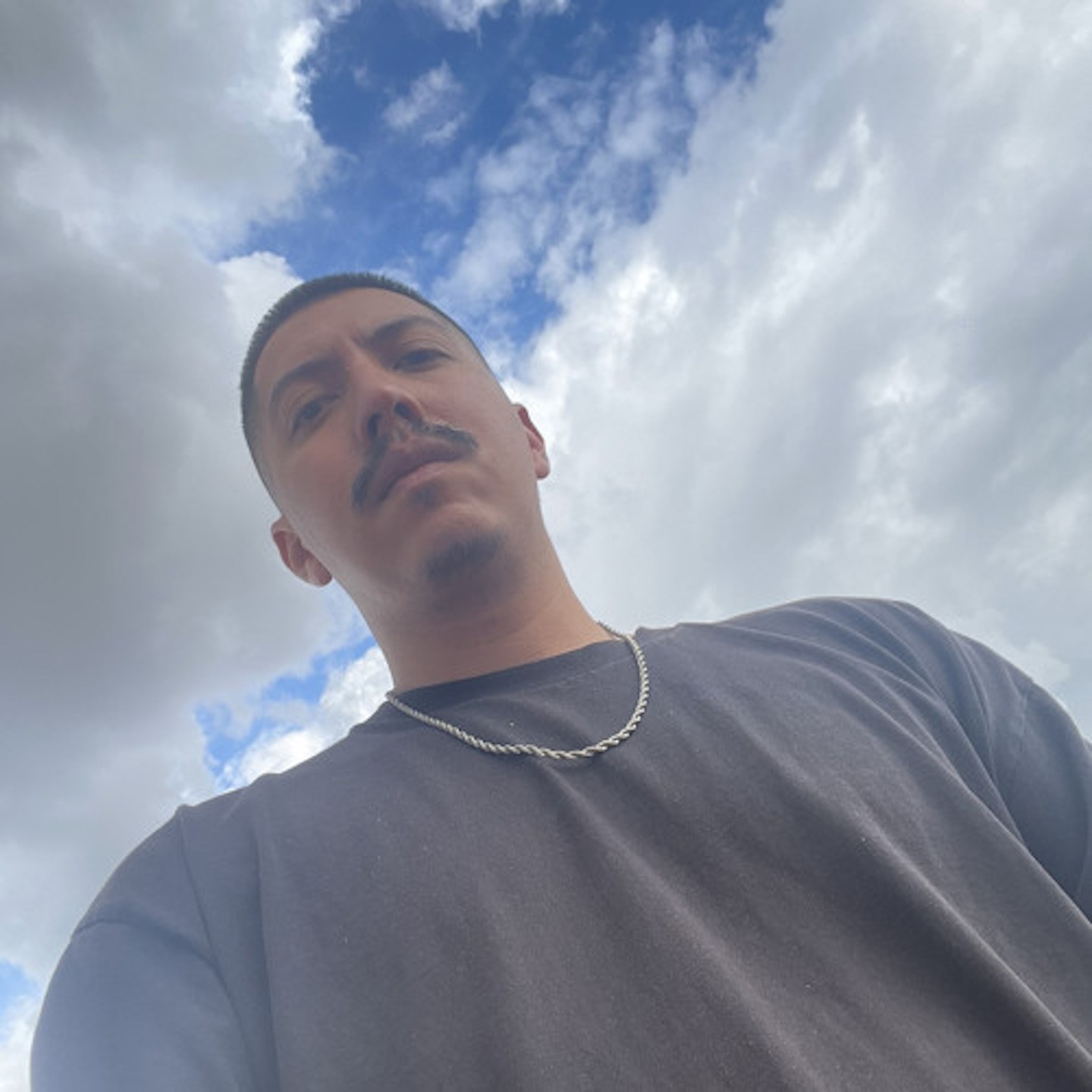 MIÑIN · Artist Profile