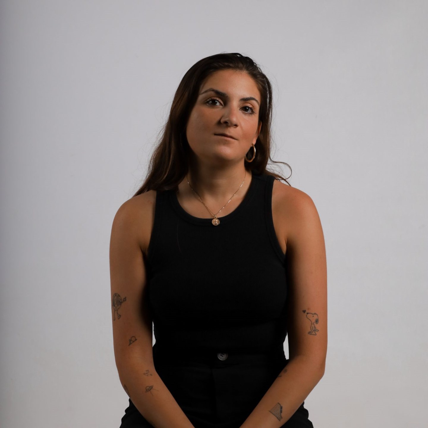 Nesi · Artist Profile