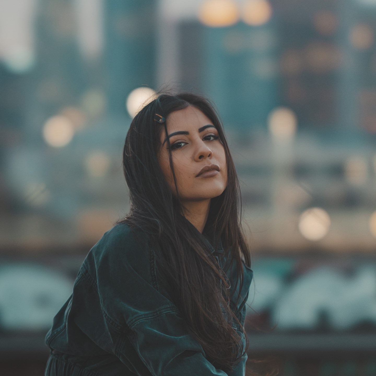 Nina J Artist Profile