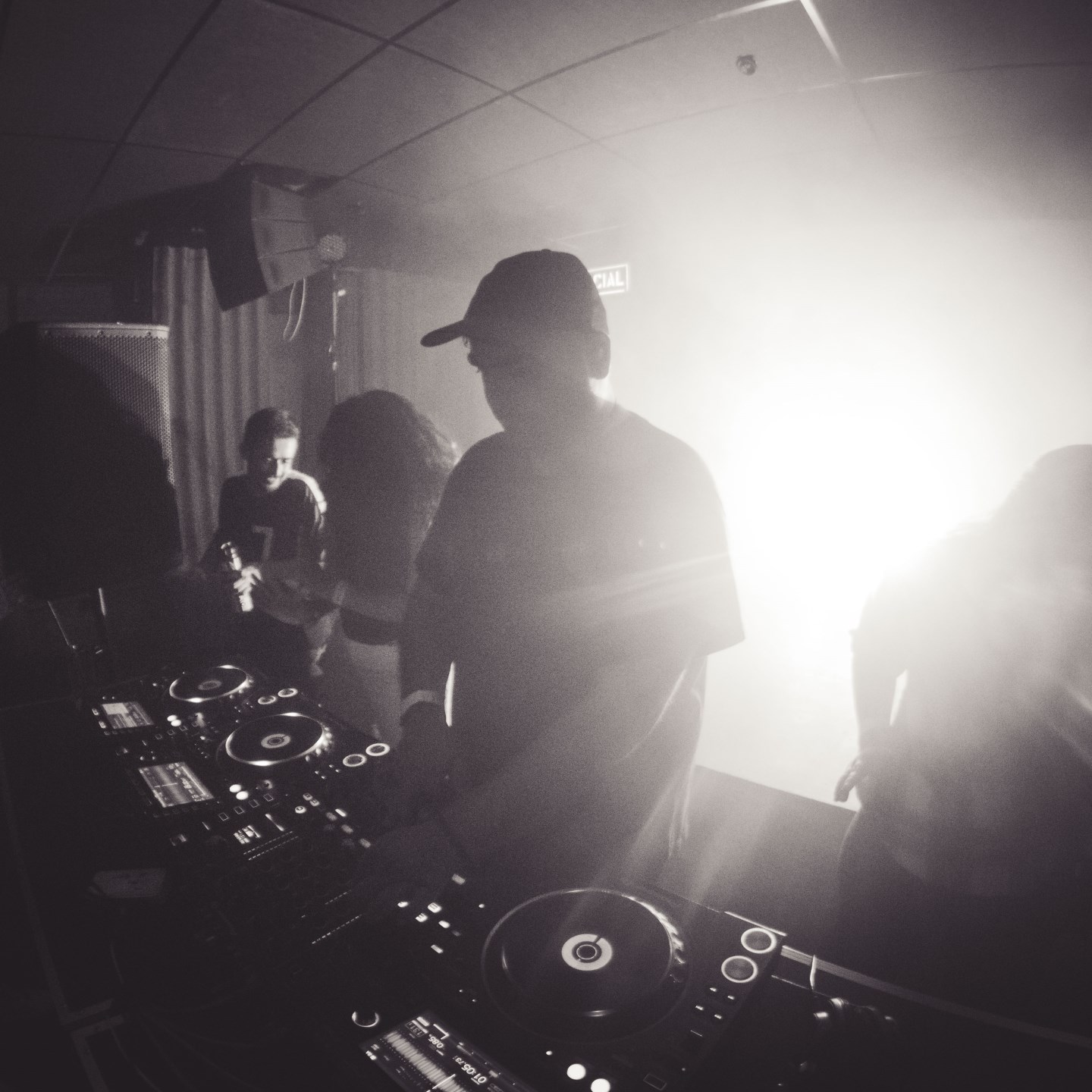 Nipun Divecha · Artist Profile