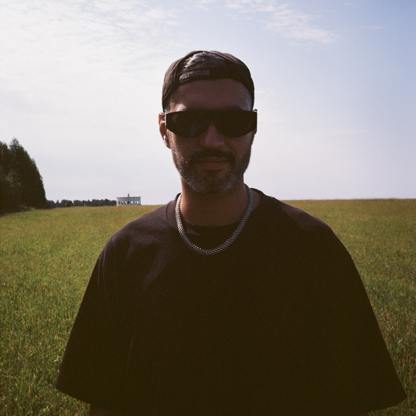 Novikov · Artist Profile