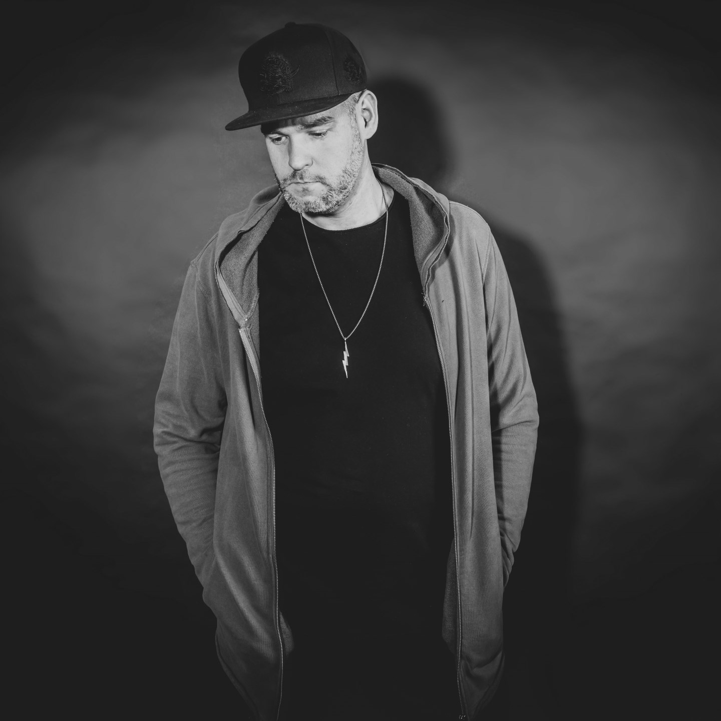 Justin James · Artist Profile