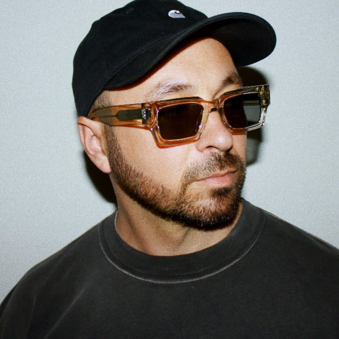 Robin M · Artist Profile