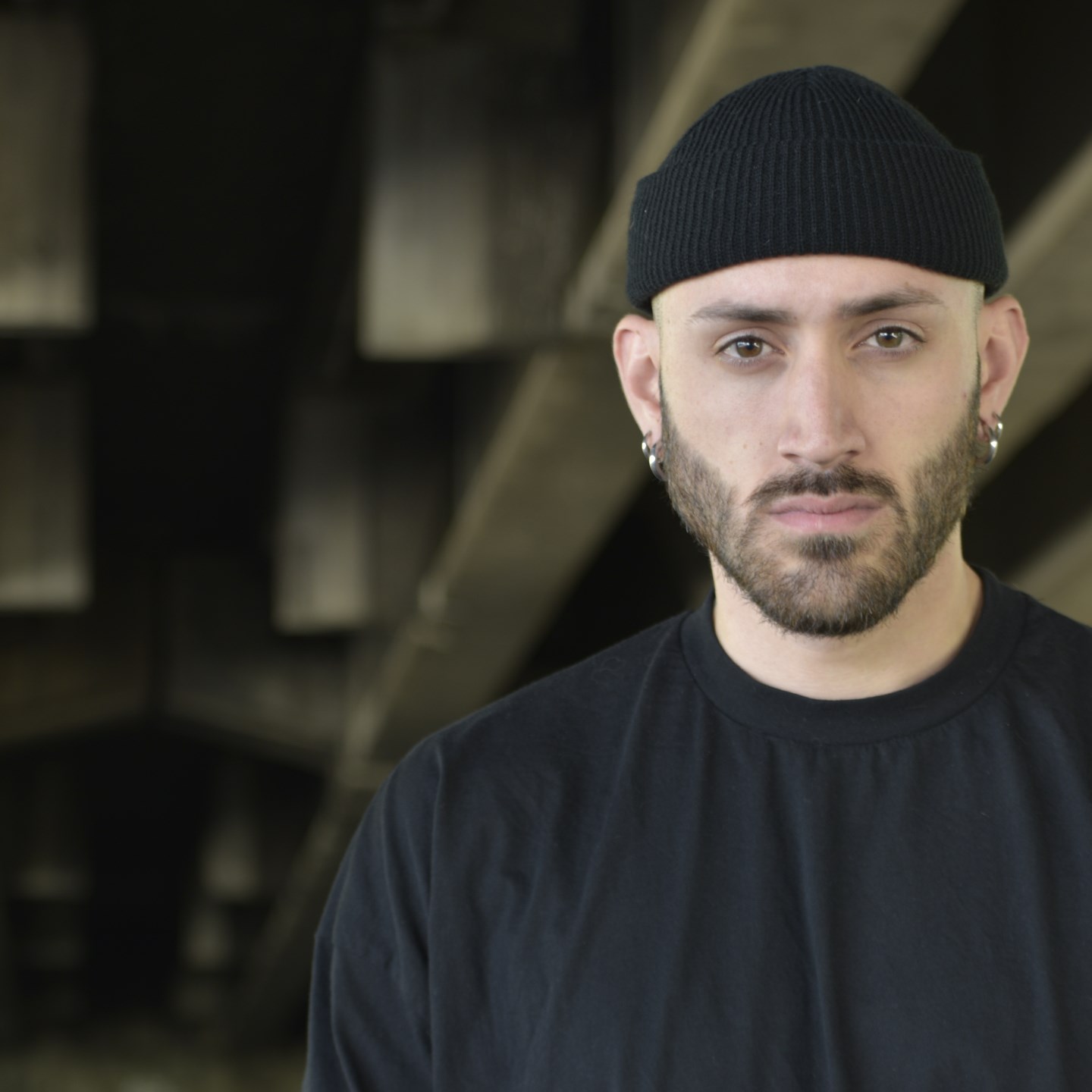 VELEZZ · Artist Profile