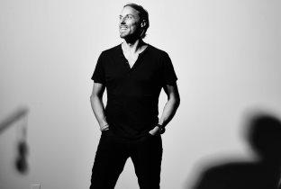 (very) small hands · Artist Profile