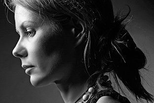 ミュージシャン yuka1122 Yuka · Artist Profile